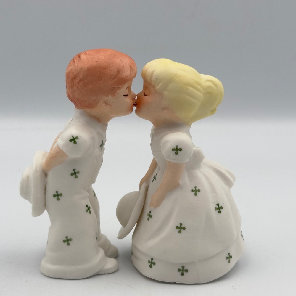 Vintage Schmid Japan Kissing Boy and Girl Porcelain Figurines Clover Pattern